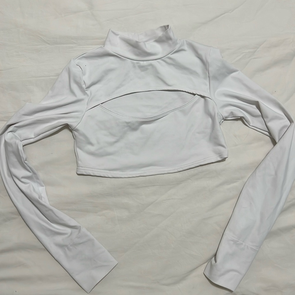 Saski white top